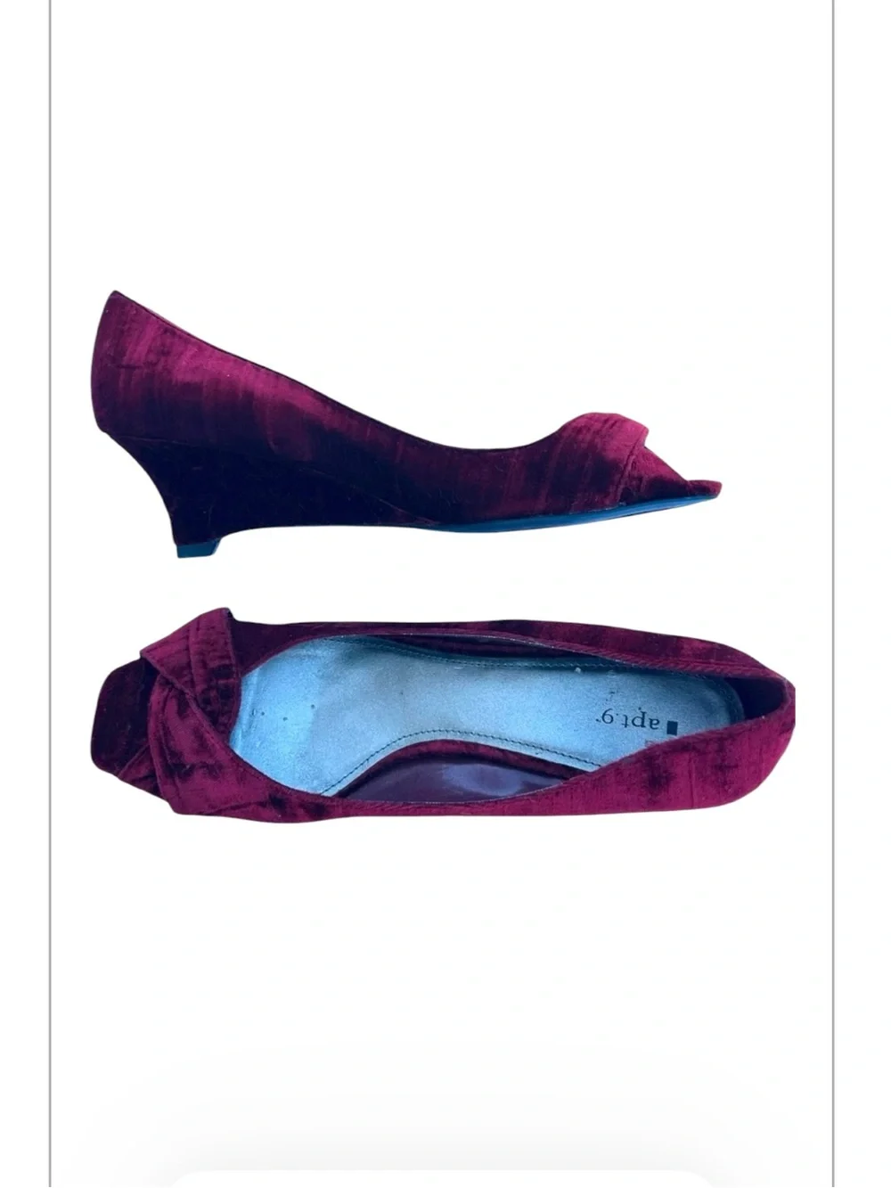 NWOB Elegant Burgundy Velvet Peep Toe Wedge Heels 9.5